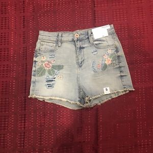 Women’s shorts